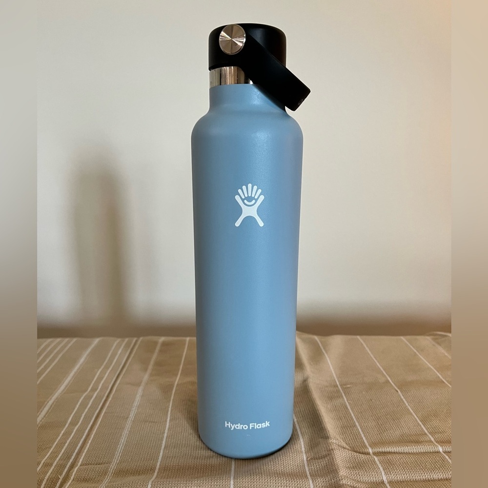 24 oz Pale Blue HydroFlask